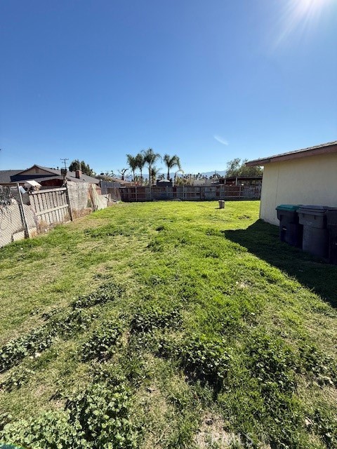 14702 Walters Street