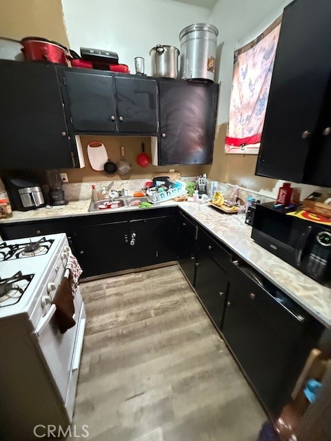 14702 Walters Street