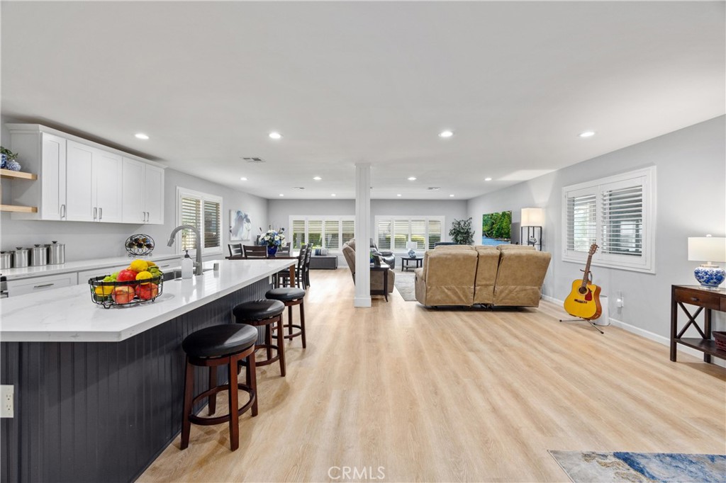 16942 Lake Terrace Way 1