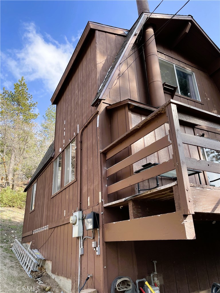 2401 Fir Drive