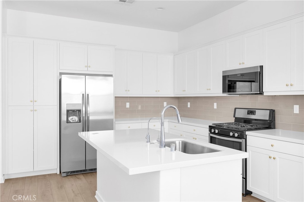 4172 Horvath Street 101