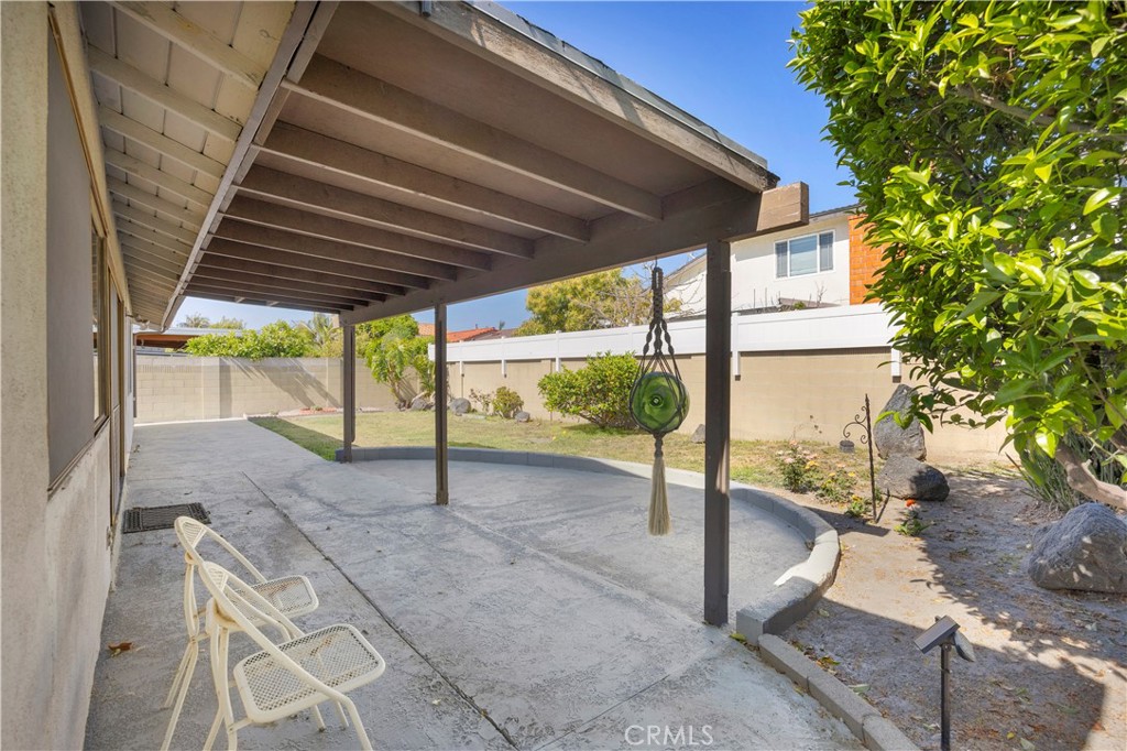 15392 Maryknoll Street