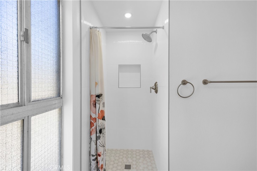 15392 Maryknoll Street