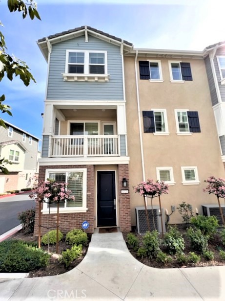 4321 Canyon Coral Lane