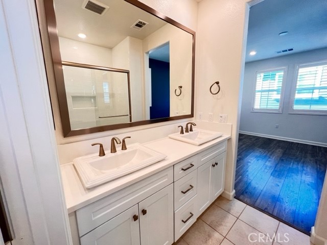 4321 Canyon Coral Lane