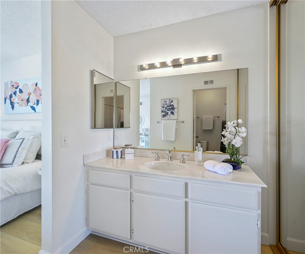 3610 Vista Glen Circle