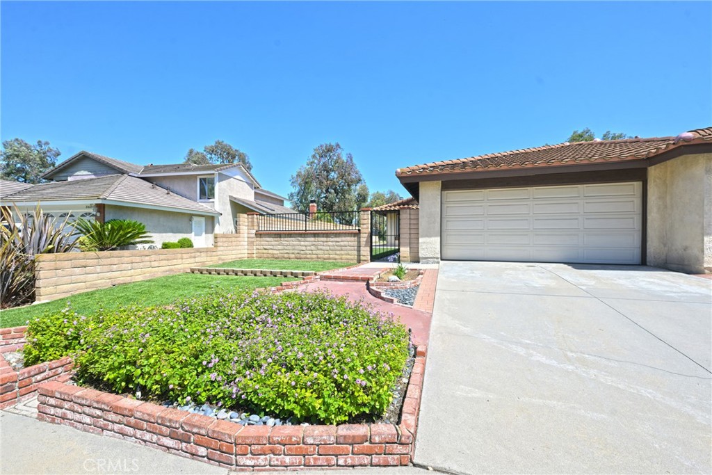 3610 Vista Glen Circle