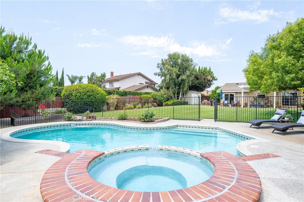 17622 La Entrada Drive