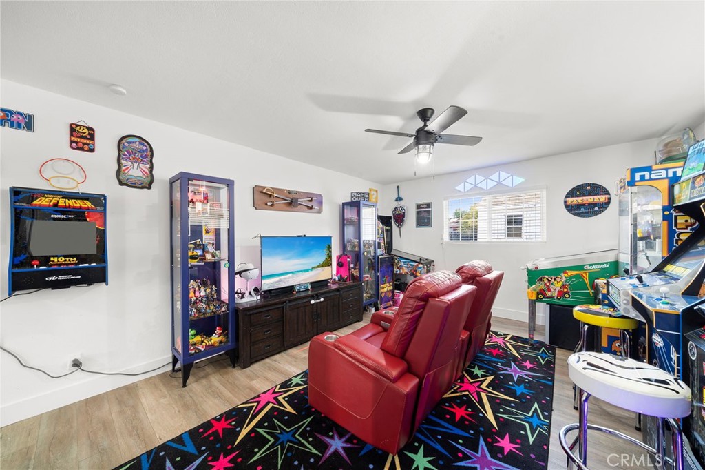 5228 E Minuet Lane
