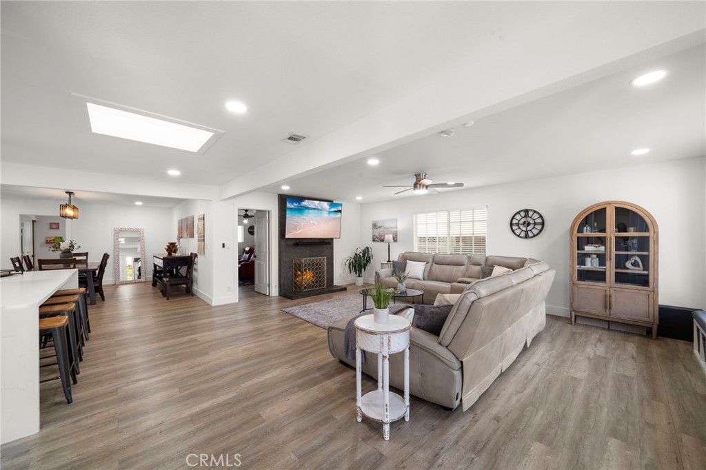 5228 E Minuet Lane