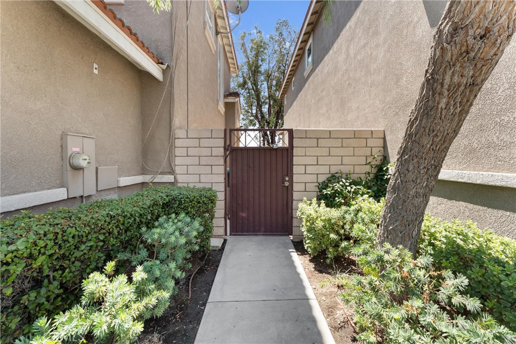 1578 E Cameron Way