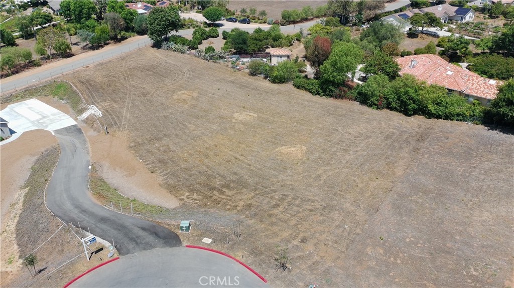 1916 Gray Rabbit Hollow Lane