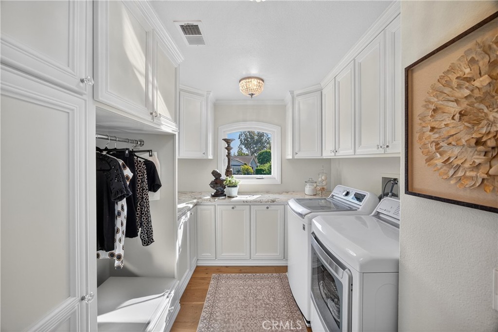 5505 Calle Vista Linda