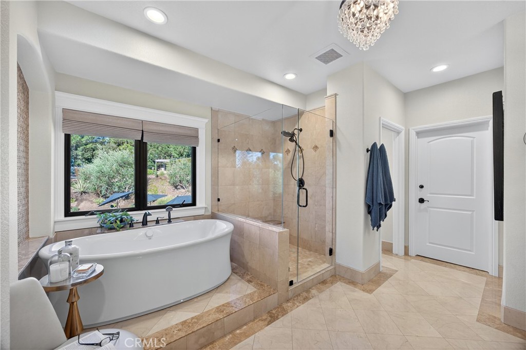 5505 Calle Vista Linda