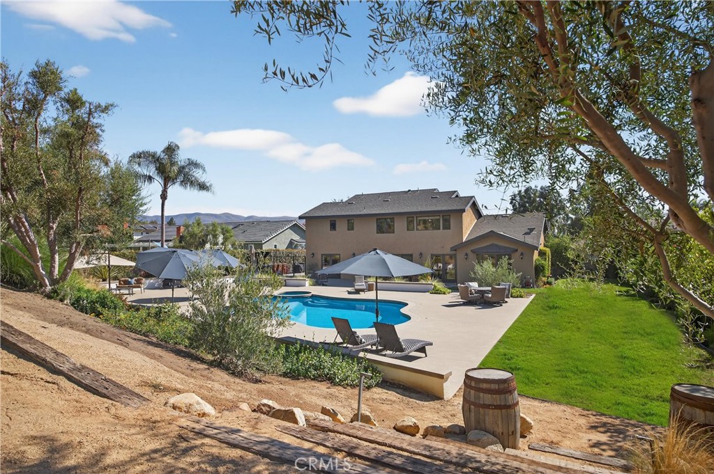 5505 Calle Vista Linda