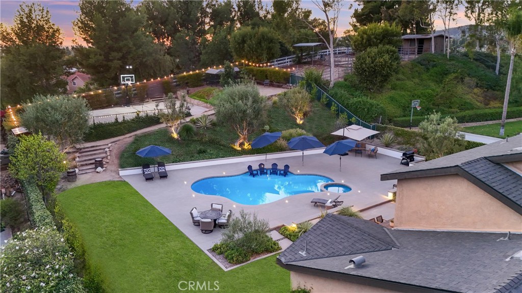 5505 Calle Vista Linda