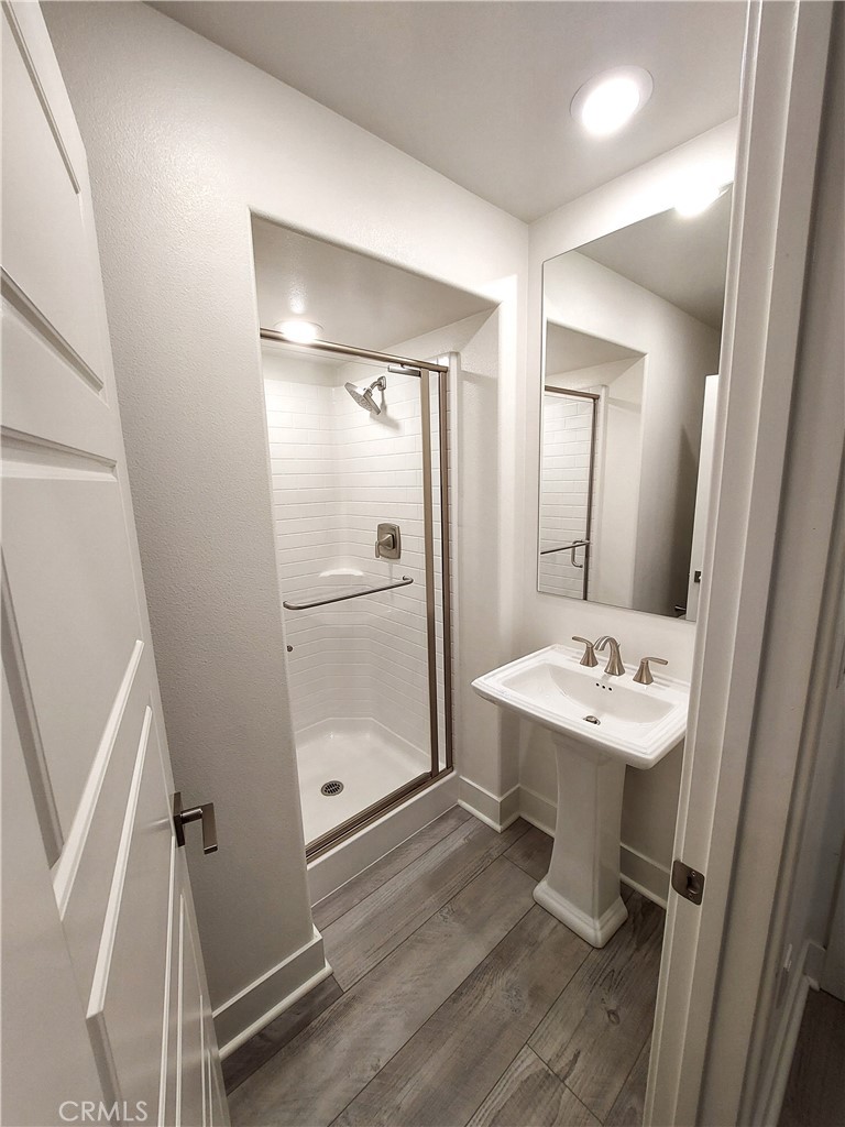 18289 Iris Lane