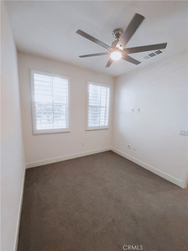 18289 Iris Lane