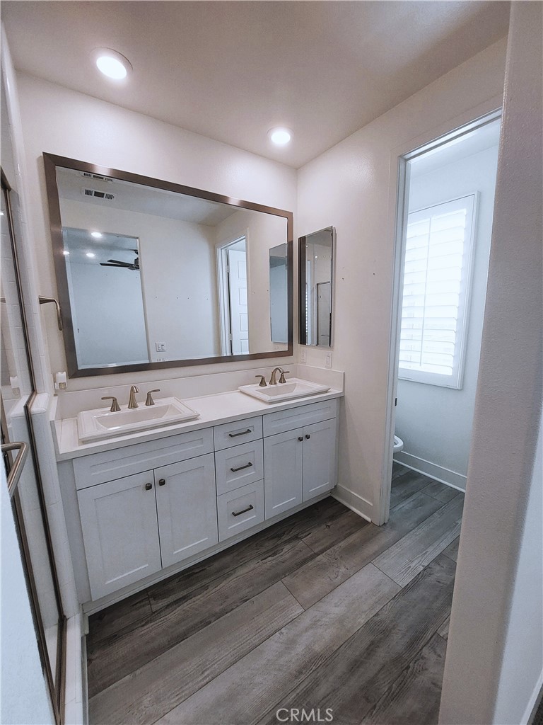 18289 Iris Lane