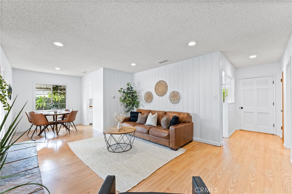 336 Catalpa Ave