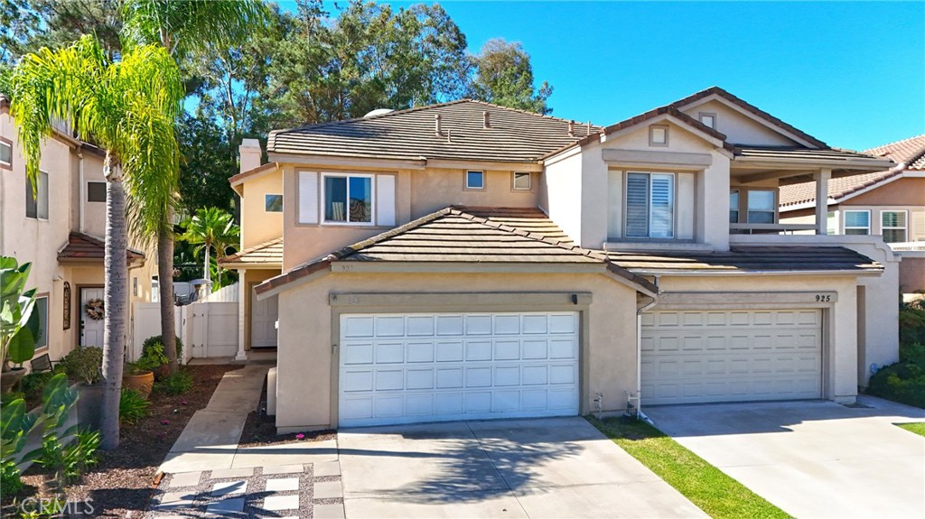 927 S Lone Pine