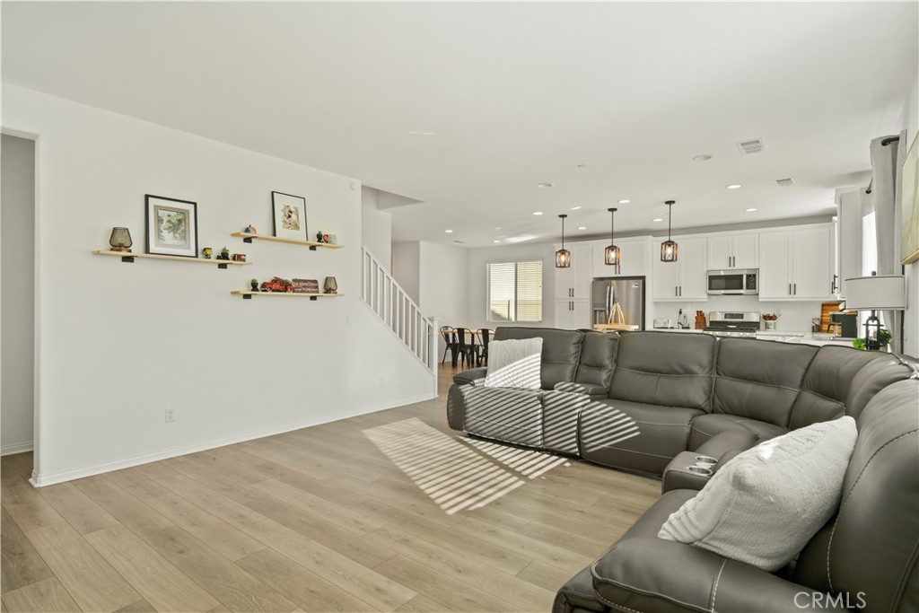 30295 Singer Ln
