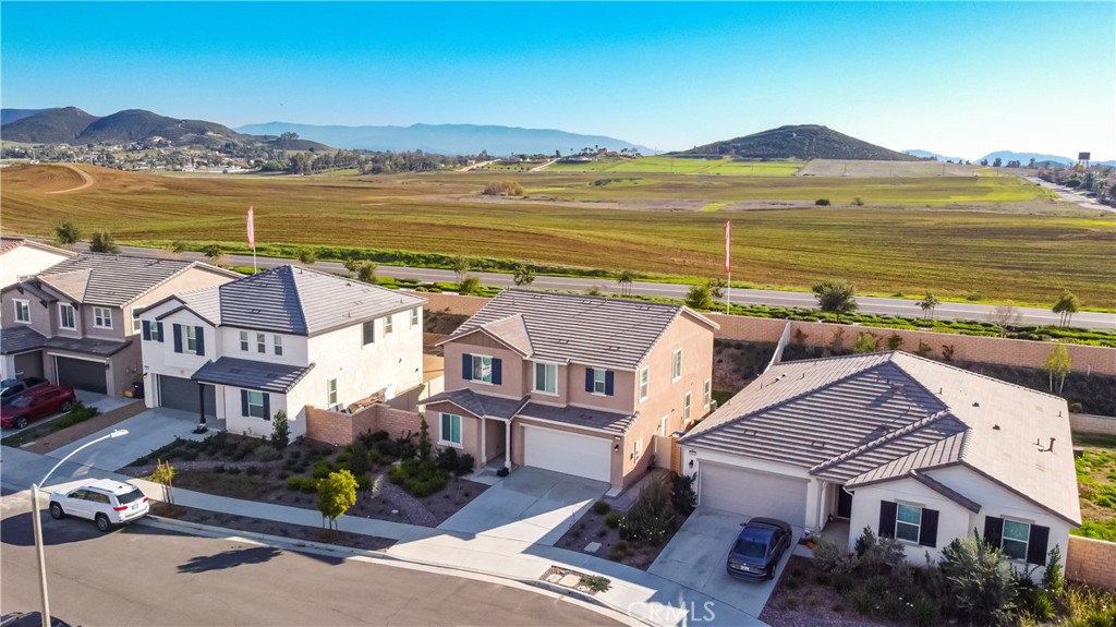 30295 Singer Ln