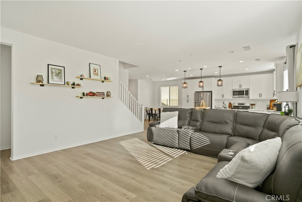 30295 Singer Ln