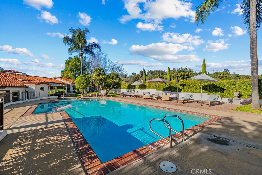 860 Reposado Drive
