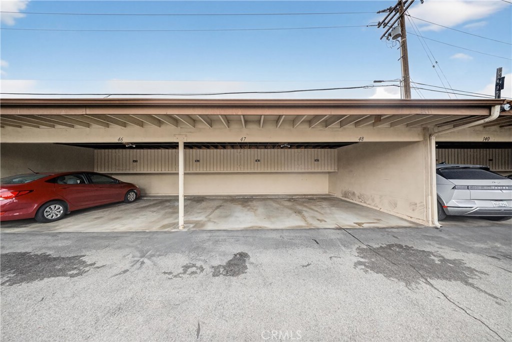 1752 E Commonwealth 102