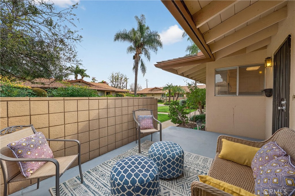 1752 E Commonwealth 102