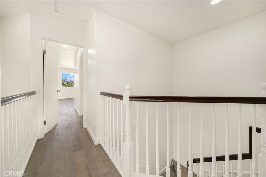 3874 Ravenswood