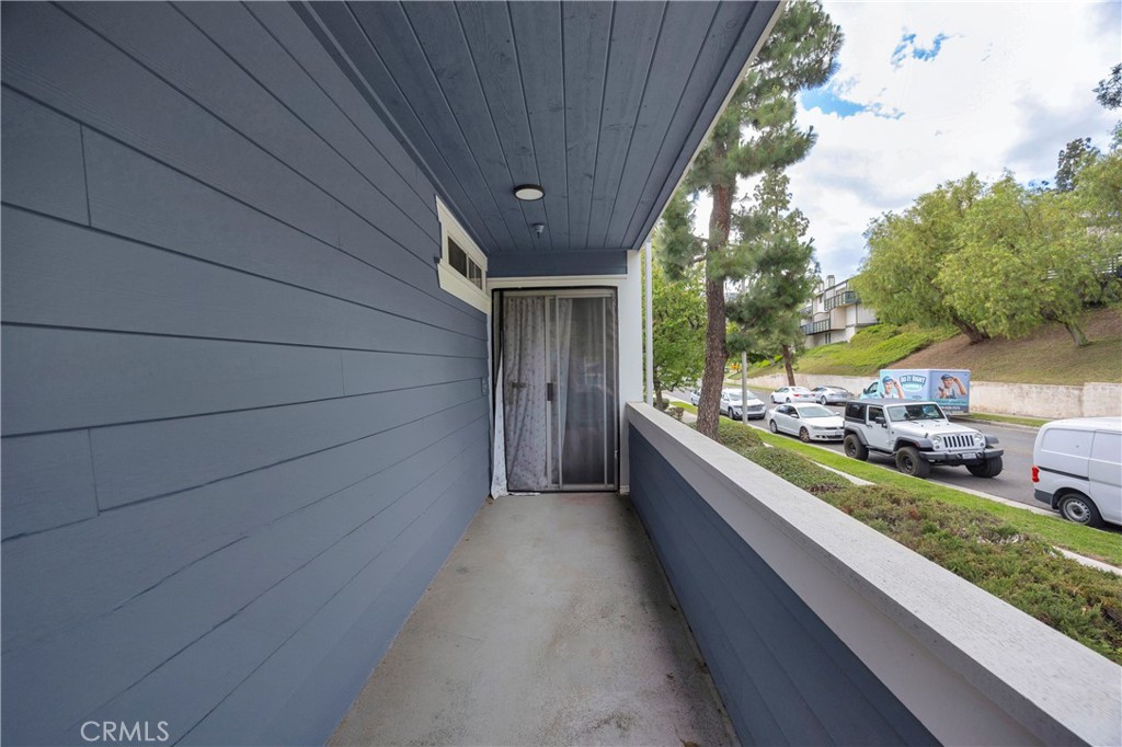 111 S Lakeview 111D