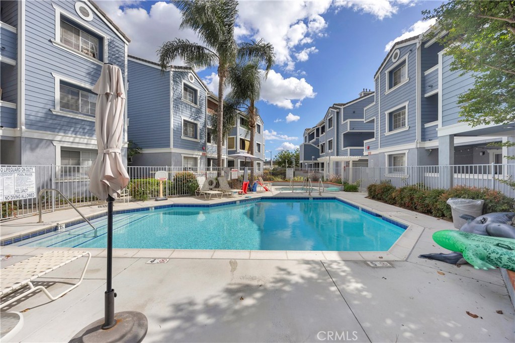111 S Lakeview 111D