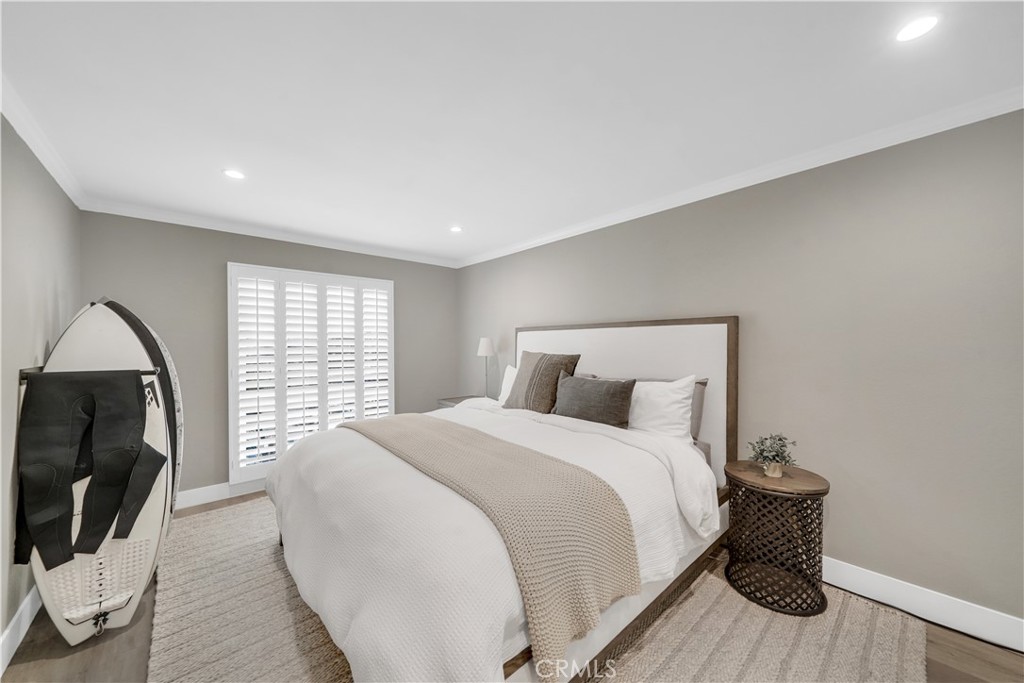 300 Cagney Lane PH9