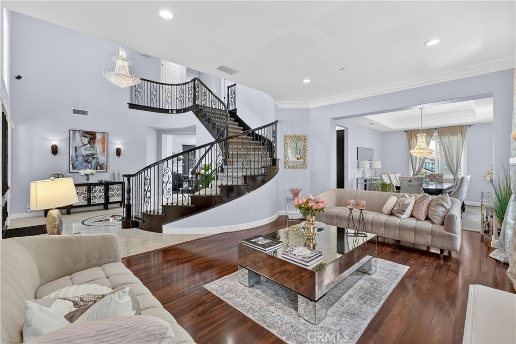 4093 Santa Anita