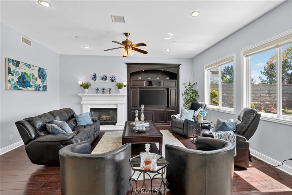 4093 Santa Anita