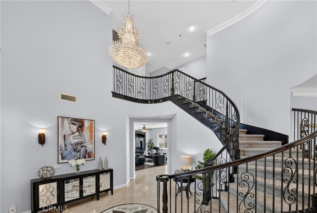 4093 Santa Anita