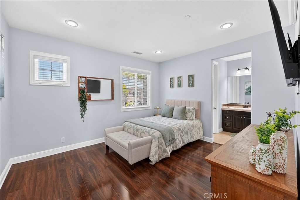 4093 Santa Anita