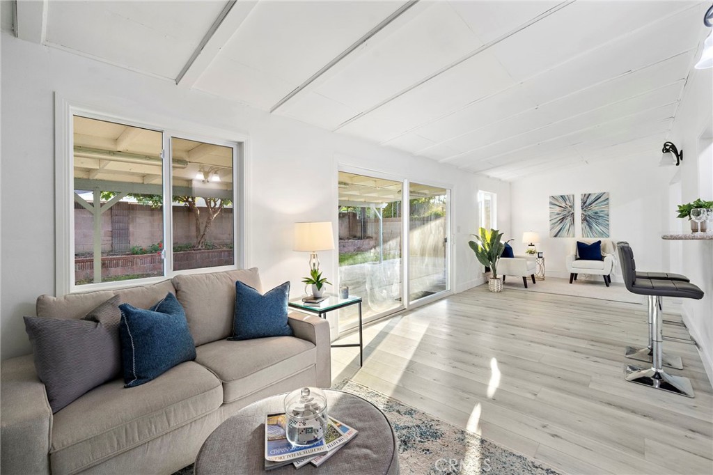 14706 Dunton