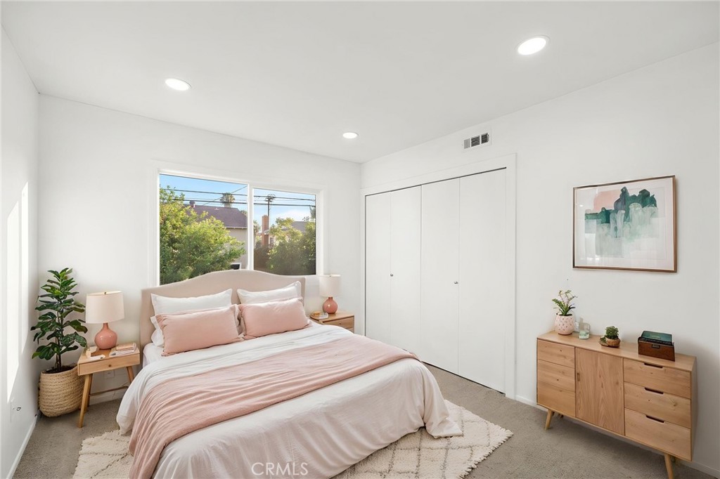 14706 Dunton