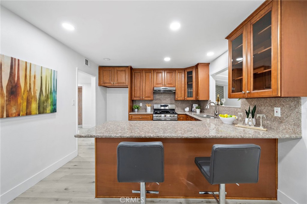 14706 Dunton