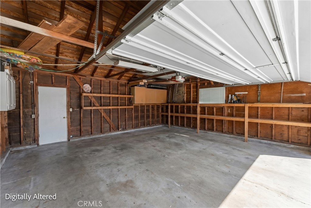 625 Holmes