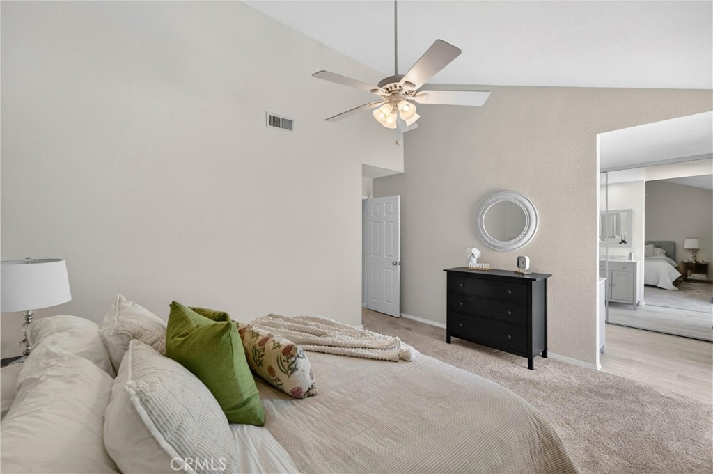 625 Holmes