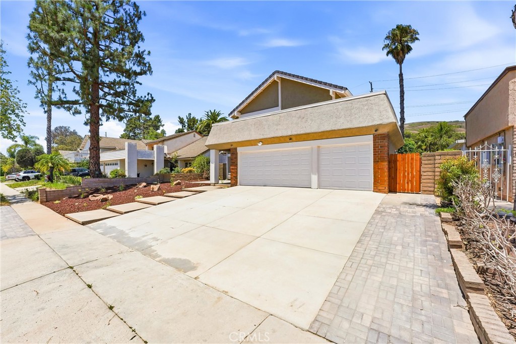 845 Woodcrest
