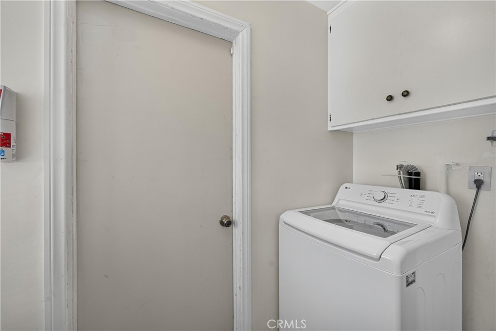 2458 E Powhatan