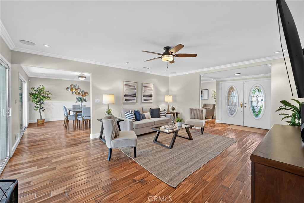 2458 E Powhatan