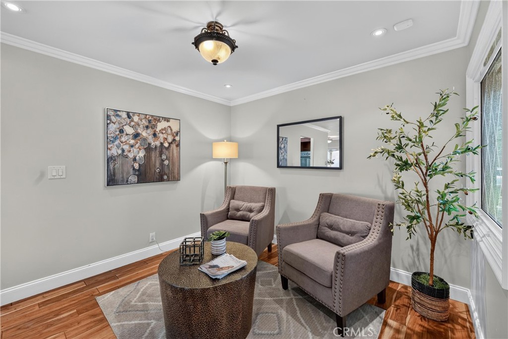 2458 E Powhatan