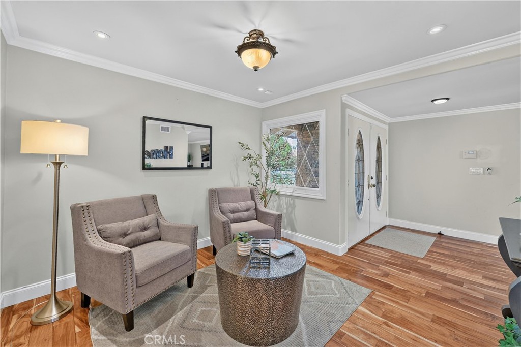 2458 E Powhatan