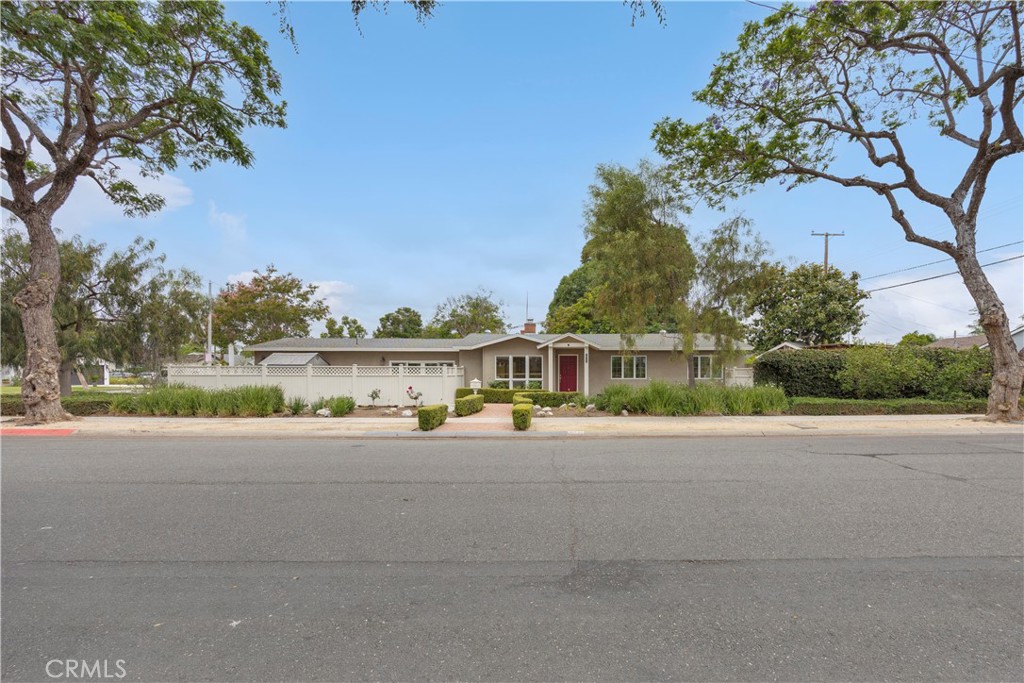 10751 Allen